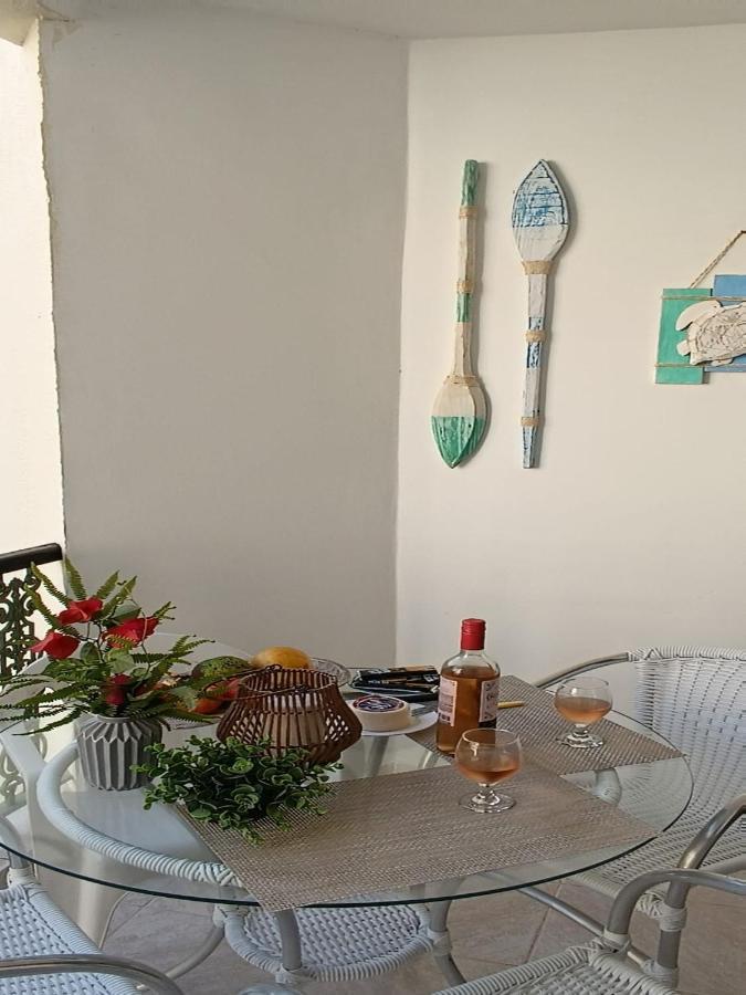 Toninhas - Condominio Wembley Tenis F201 Ubatuba Eksteriør billede
